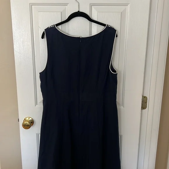 Jessica Howard sleeveless dress. - Picture 4 of 12